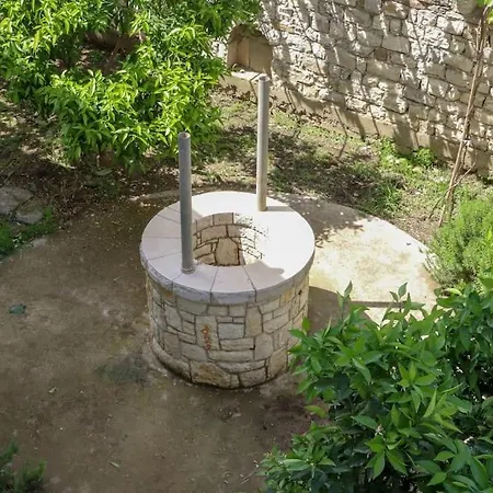 Ferienhaus Toni Berat